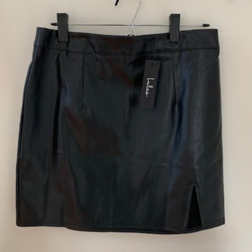 Lulu's Black Vegan Leather Mini Skirt, Medium, NWT